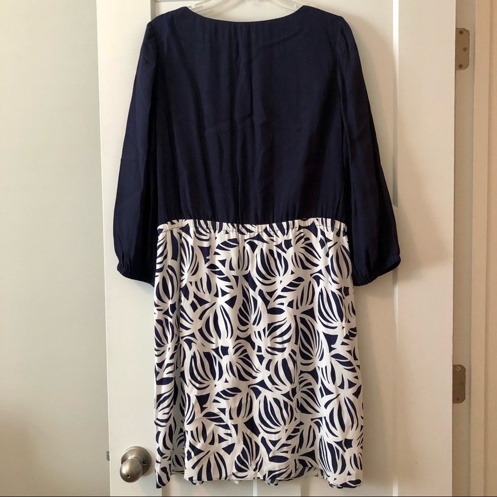 Lilly Pulitzer Blue & White Printed Dress Size 14 - Picture 8 of 10